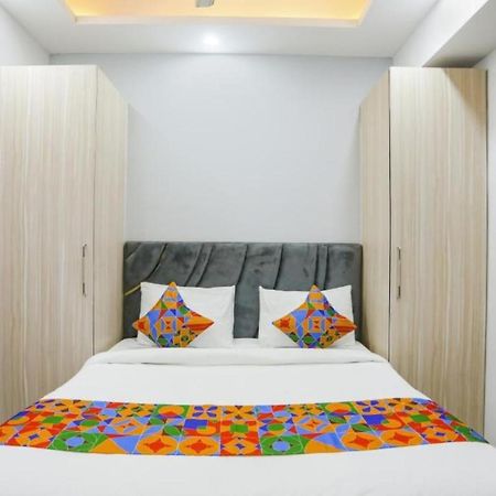 Hotel The Rasa At Vasundhara Ghaziabad Exterior photo
