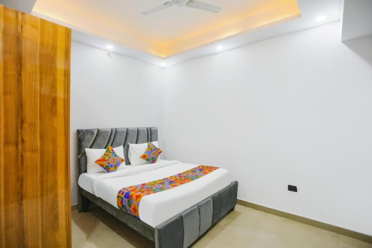 Hotel The Rasa At Vasundhara Ghaziabad Exterior photo